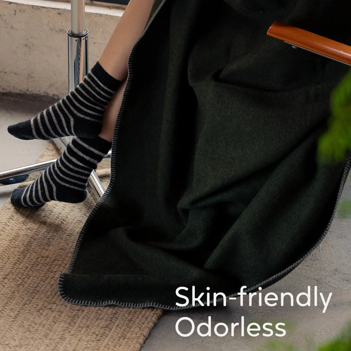 Goodinary® Winter Wool Outdoor Blanket